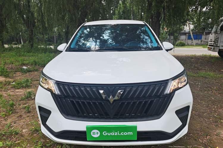 Used Wuling Jiachen 2022 1.5L Manual Enjoyment Elite Model Front