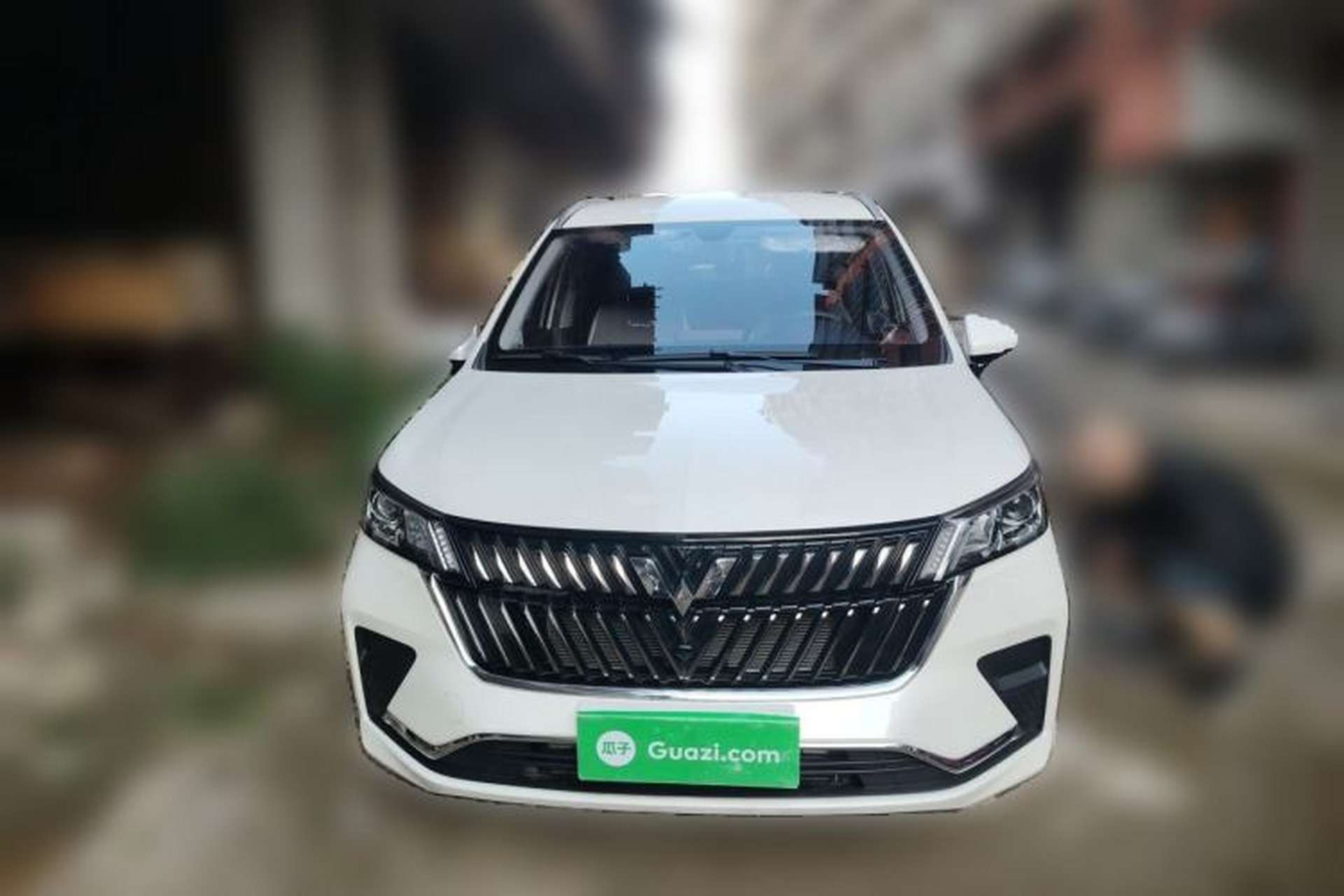 Used Wuling Jiachen 2022 1.5T Manual Light Enjoyment Dynamic Version Front