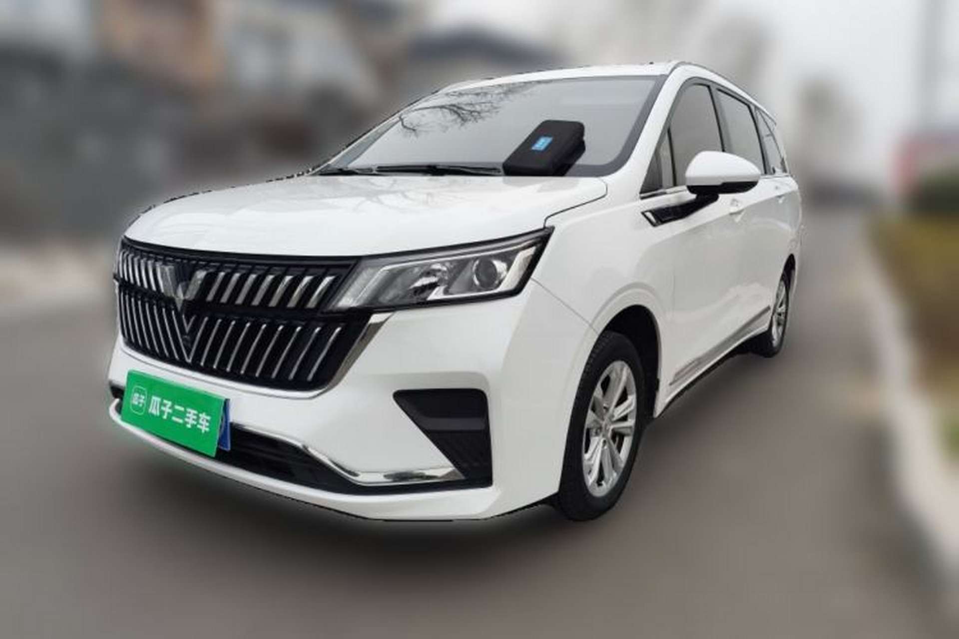 Used Wuling Jiachen 2022 1.5L Manual Comfort Edition Front Left 45 Deg