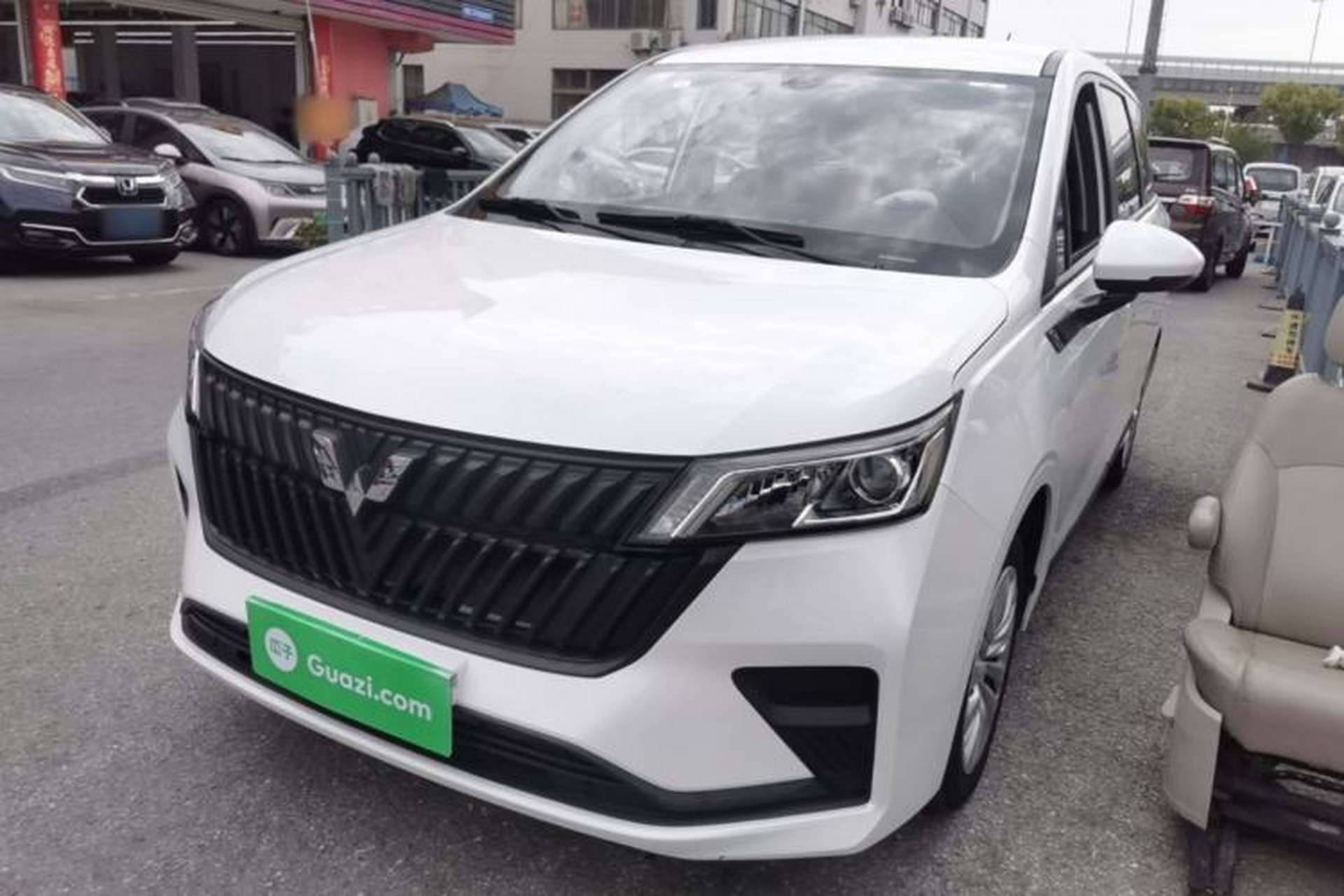 Used Wuling Jiachen 2022 1.5L Manual Enjoyment Elite Model Front Left 45 Deg
