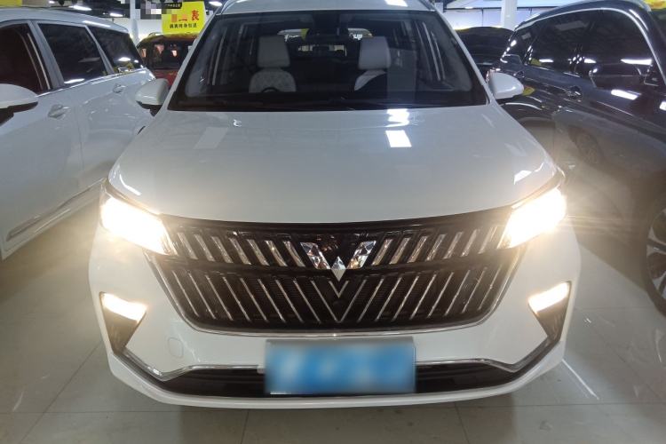 Used Wuling Jiachen 2022 1.5T CVT Smart Luxury Version Front