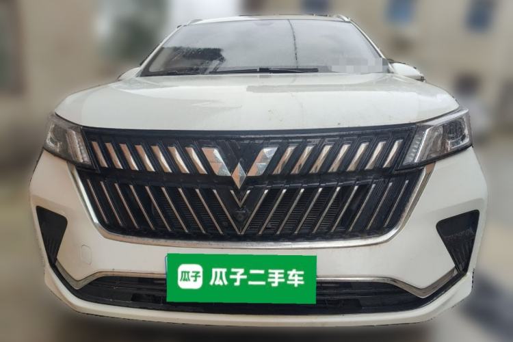 Used Wuling Jiachen 2022 1.5T Manual Light Enjoyment Dynamic Version Front