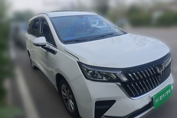 Used Wuling Jiachen 2022 1.5L Manual Comfort Edition Front Right 45 Deg