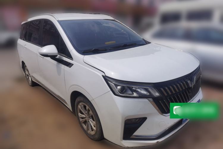 Used Wuling Jiachen 2022 1.5T CVT Smart Luxury Version Front Right 45 Deg
