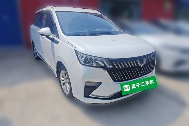 Used Wuling Jiachen 2022 1.5T CVT Smart Luxury Version Front Right 45 Deg