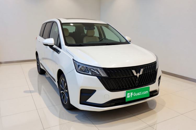 Used Wuling Jiachen 2022 1.5L Manual Enjoyment Elite Model Front Right 45 Deg