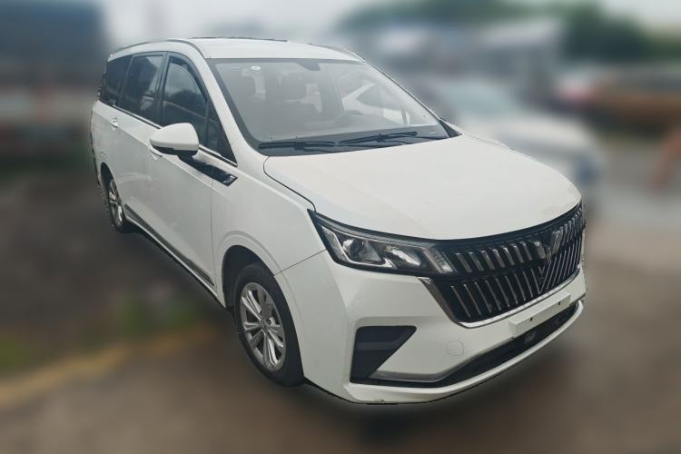 Used Wuling Jiachen 2022 1.5L Manual Light Comfort Edition Front Right 45 Deg