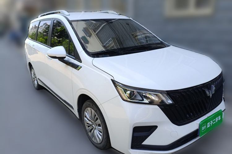 Used Wuling Jiachen 2022 1.5L Manual Enjoyment Elite Model Front Right 45 Deg