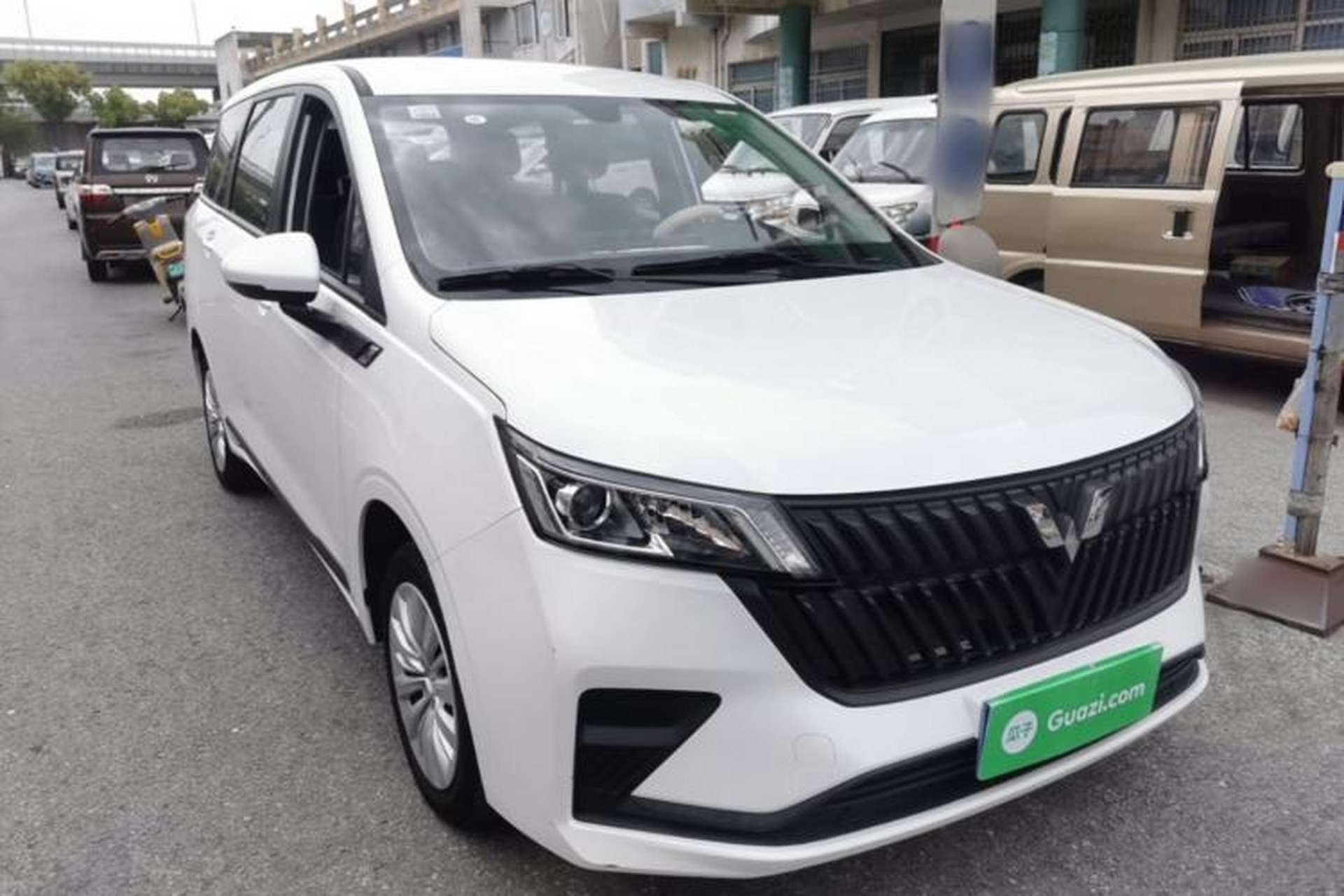 Used Wuling Jiachen 2022 1.5L Manual Enjoyment Elite Model Front Right 45 Deg