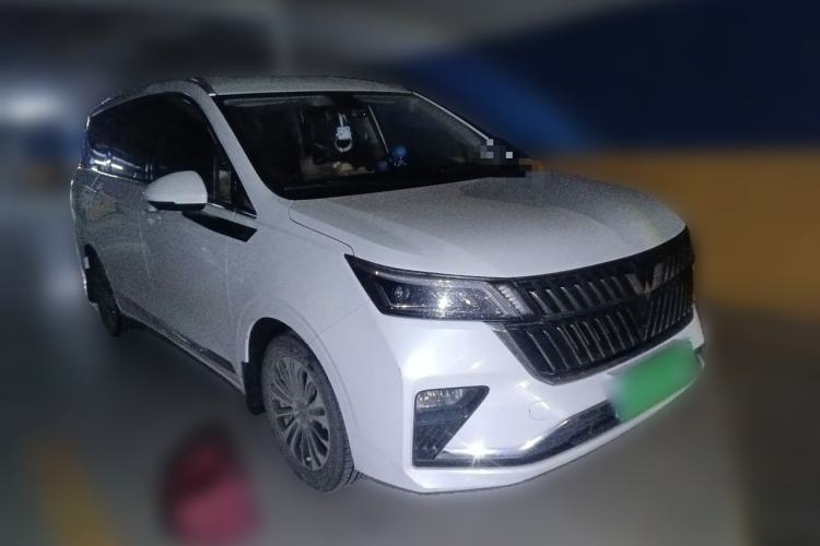 Used Wuling Jiachen 2022 1.5T CVT Deluxe Flagship Edition Front Right 45 Deg