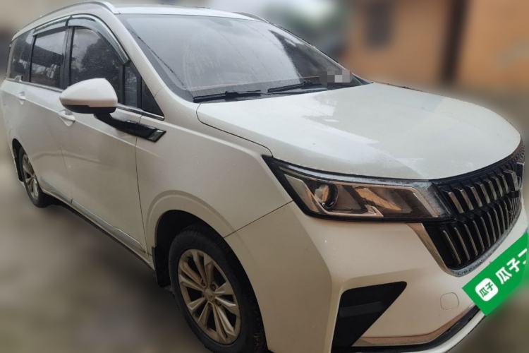 Used Wuling Jiachen 2022 1.5T Manual Light Enjoyment Dynamic Version Front Right 45 Deg