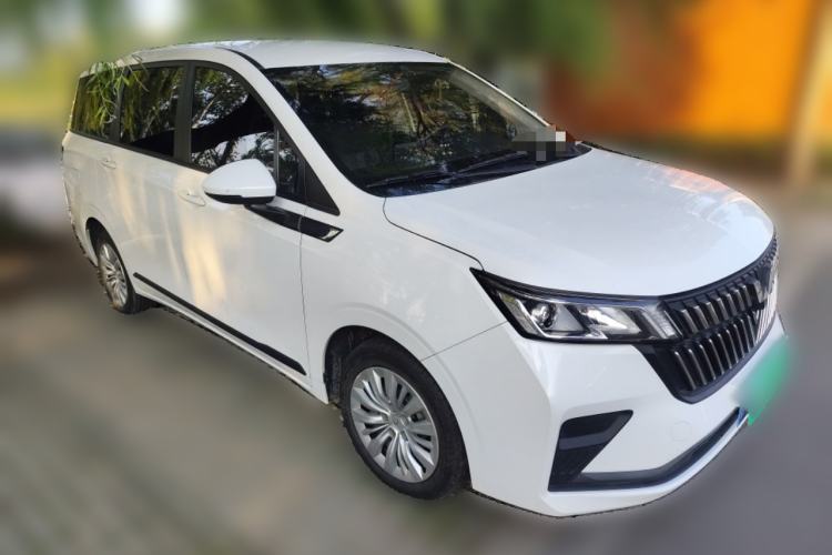 Used Wuling Jiachen 2022 1.5L Manual Enjoyment Elite Model Front Right 45 Deg