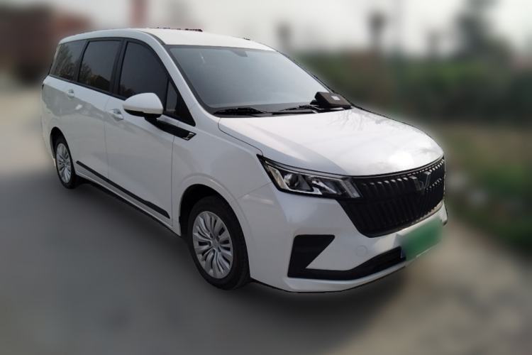 Used Wuling Jiachen 2022 1.5L Manual Enjoyment Elite Model Front Right 45 Deg