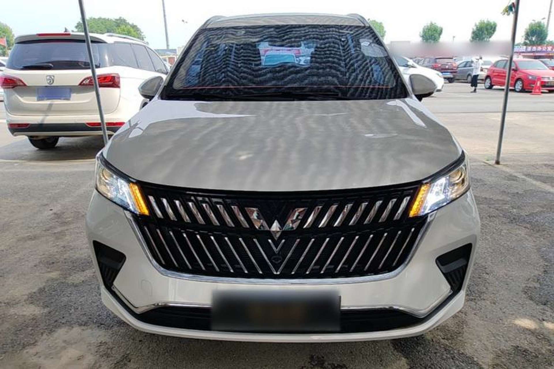 Used Wuling Jiachen 2022 1.5L Manual Comfort Edition Front