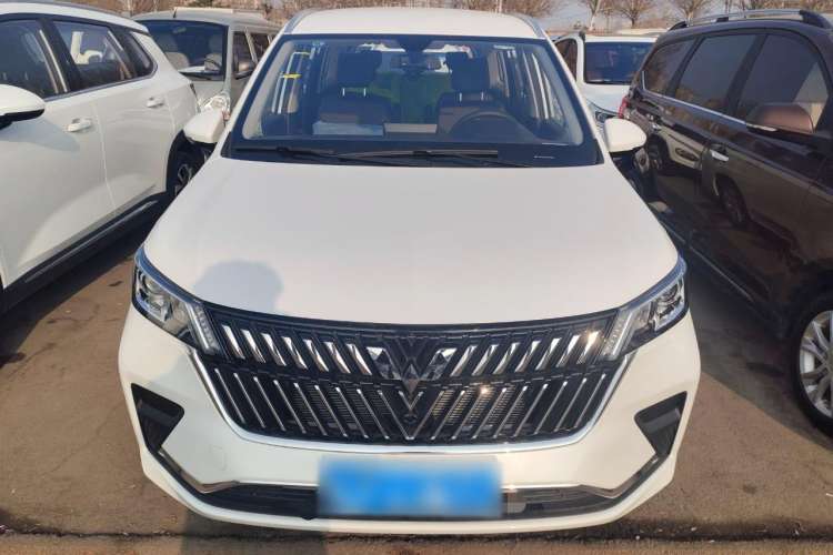 Used Wuling Jiachen 2022 1.5L Manual Comfort Edition Front