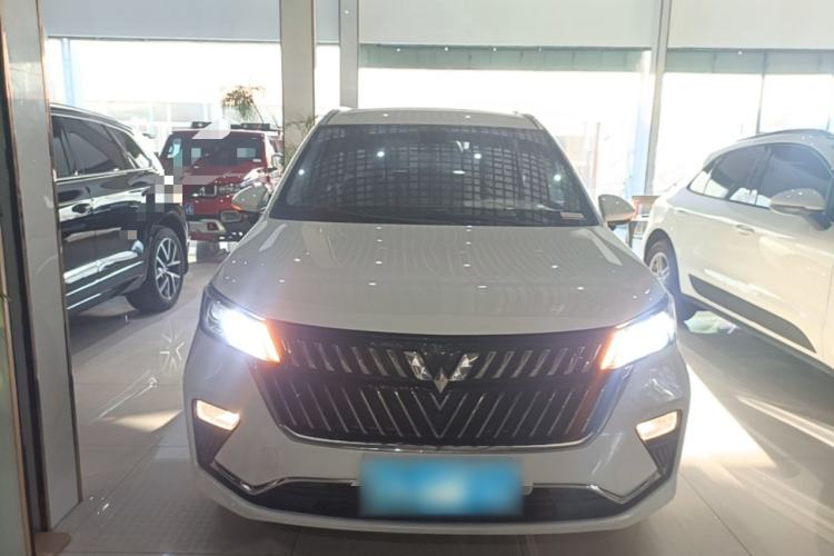 Used Wuling Jiachen 2022 1.5T CVT Smart Luxury Version Front