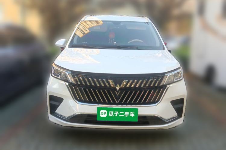 Used Wuling Jiachen 2022 1.5T Manual Light Enjoyment Dynamic Version Front