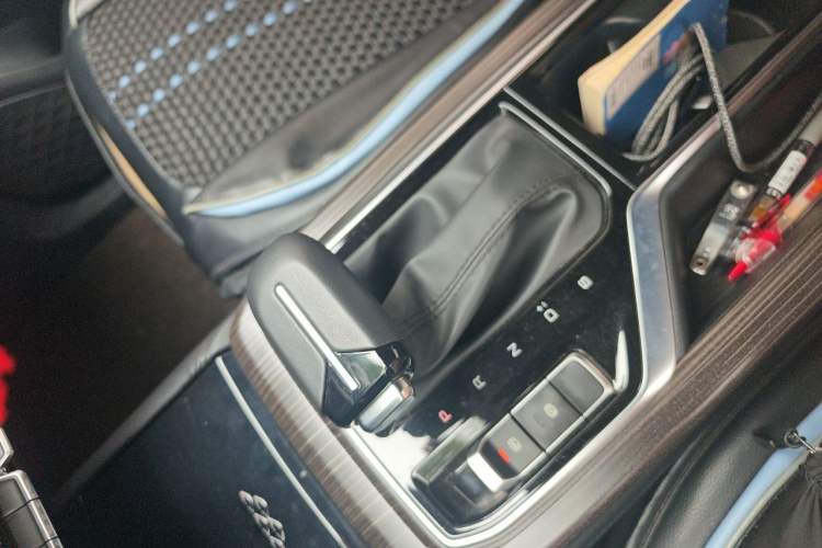 Used Wuling Jiachen 2022 1.5T CVT Deluxe Flagship Edition Gear Lever