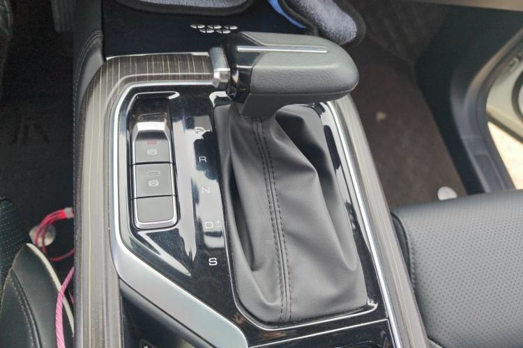 Used Wuling Jiachen 2022 1.5T CVT Deluxe Flagship Edition Gear Lever