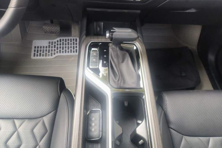 Used Wuling Jiachen 2022 1.5T CVT Deluxe Flagship Edition Gear Lever
