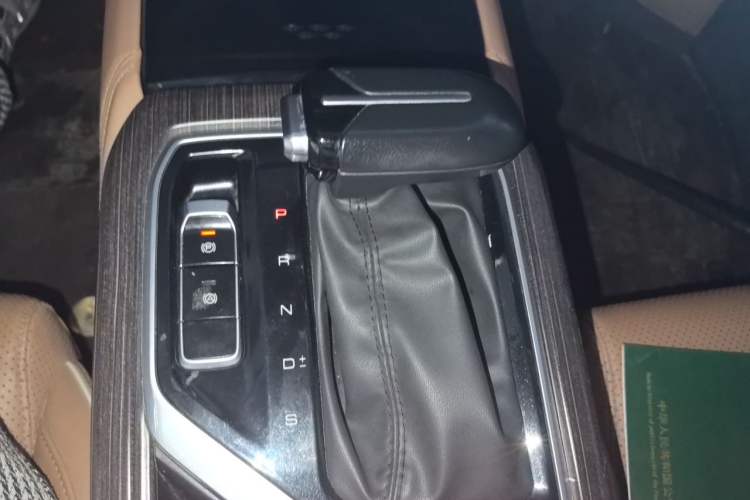 Used Wuling Jiachen 2022 1.5T CVT Deluxe Flagship Edition Gear Lever