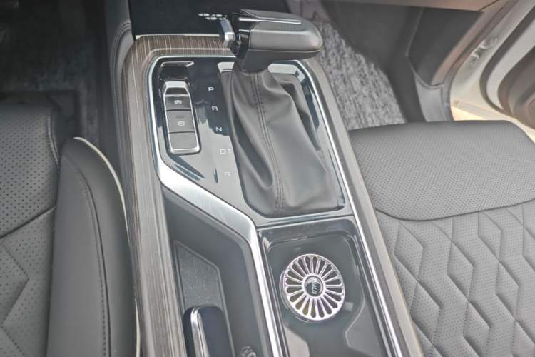Used Wuling Jiachen 2022 1.5T CVT Deluxe Flagship Edition Gear Lever