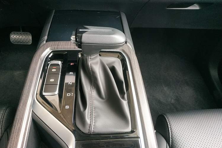 Used Wuling Jiachen 2022 1.5T CVT Deluxe Flagship Edition Gear Lever
