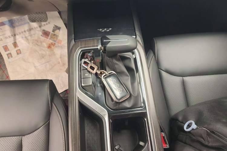Used Wuling Jiachen 2022 1.5T CVT Smart Luxury Version Gear Lever