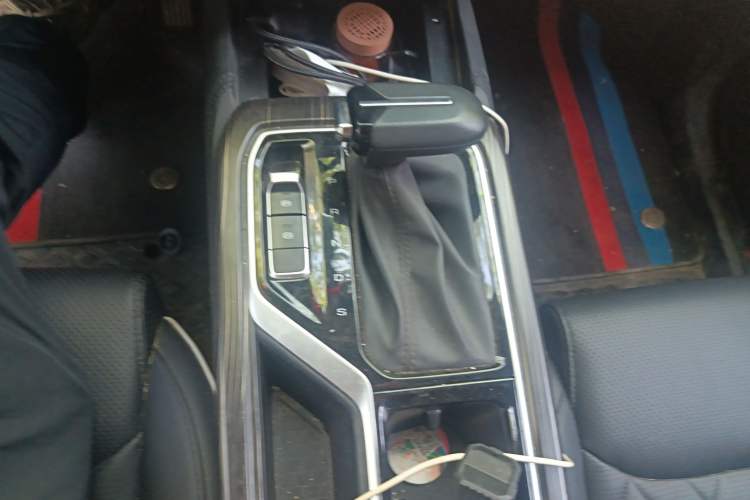Used Wuling Jiachen 2022 1.5T CVT Deluxe Flagship Edition Gear Lever
