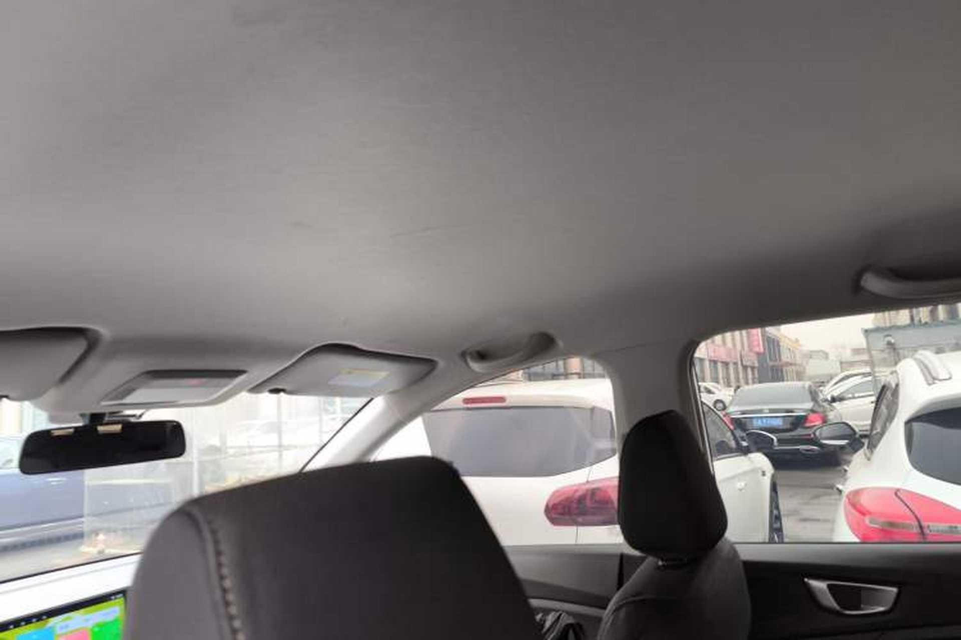 Used Wuling Jiachen 2022 1.5L Manual Enjoyment Elite Model Headliner