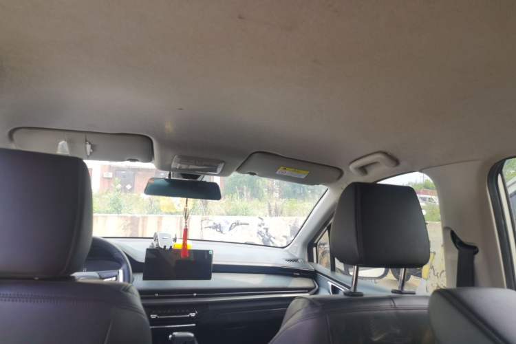 Used Wuling Jiachen 2022 1.5T CVT Smart Luxury Version Headliner