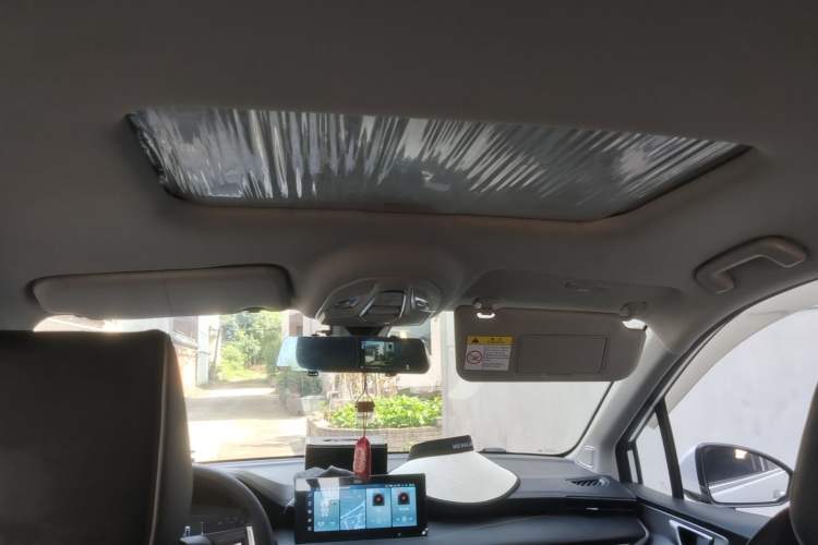 Used Wuling Jiachen 2022 1.5T CVT Deluxe Flagship Edition Headliner