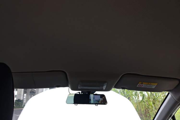 Used Wuling Jiachen 2022 1.5L Manual Enjoyment Elite Model Headliner