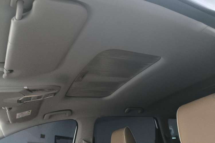 Used Wuling Jiachen 2022 1.5T CVT Deluxe Flagship Edition Headliner