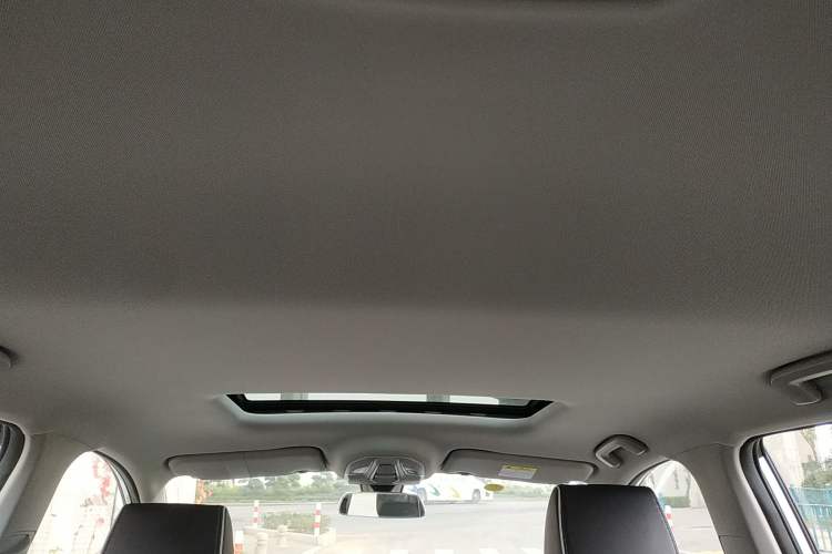 Used Wuling Jiachen 2022 1.5T CVT Deluxe Flagship Edition Headliner