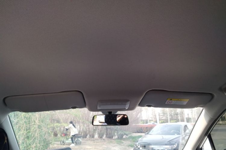 Used Wuling Jiachen 2022 1.5L Manual Enjoyment Elite Model Headliner