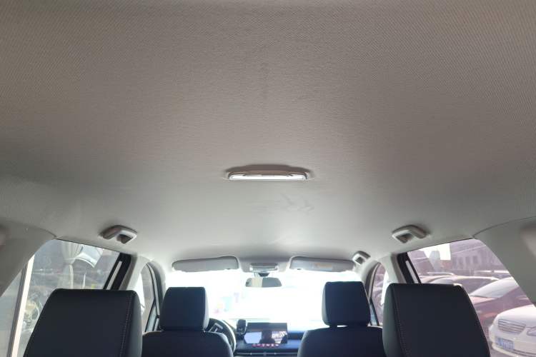 Used Wuling Jiachen 2022 1.5T CVT Smart Luxury Version Headliner