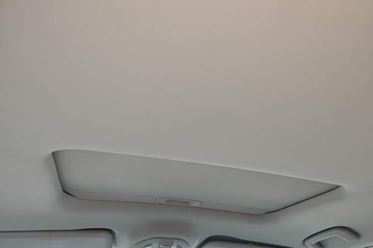 Used Wuling Jiachen 2022 1.5T CVT Deluxe Flagship Edition Headliner