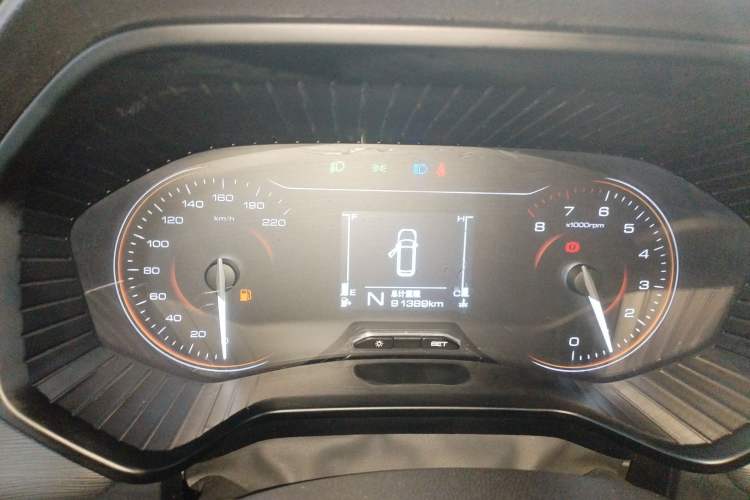 Used Wuling Jiachen 2022 1.5L Manual Comfort Edition Instrument Cluster