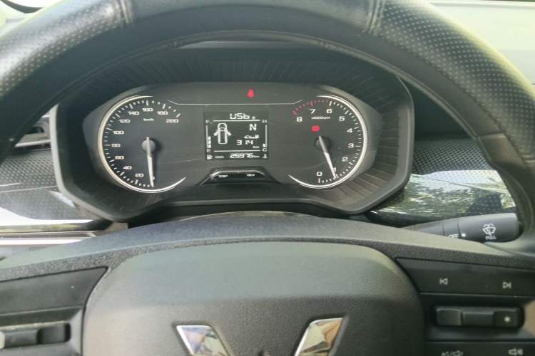 Used Wuling Jiachen 2022 1.5L Manual Enjoyment Elite Model Instrument Cluster