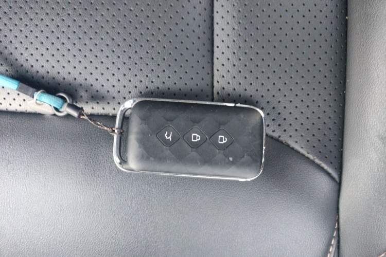 Used Wuling Jiachen 2022 1.5T CVT Smart Luxury Version Interior 1