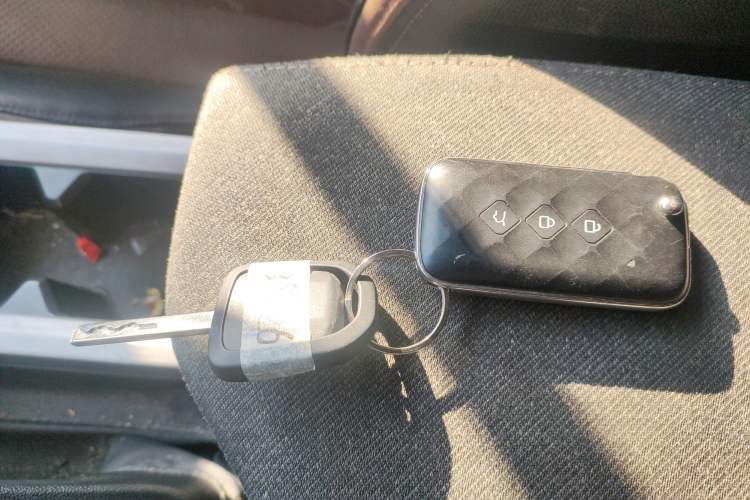 Used Wuling Jiachen 2022 1.5L Manual Enjoyment Elite Model Interior 1