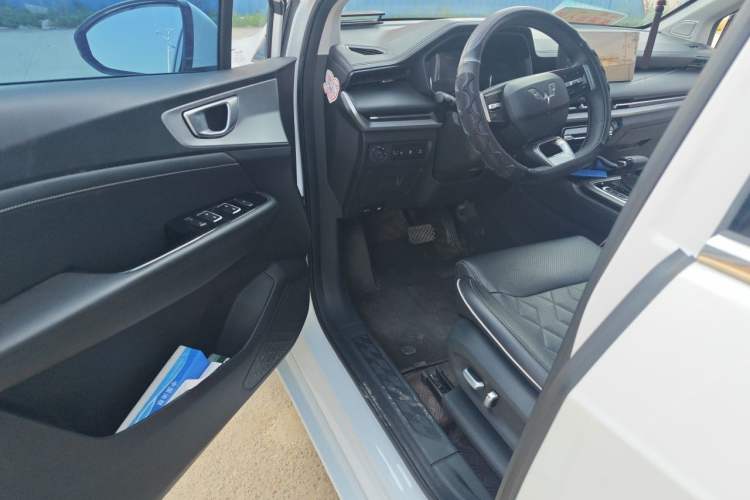 Used Wuling Jiachen 2022 1.5T CVT Deluxe Flagship Edition Interior 3