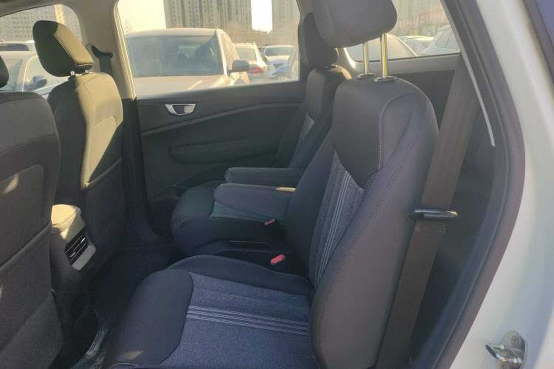Used Wuling Jiachen 2022 1.5L Manual Enjoyment Elite Model Interior 4