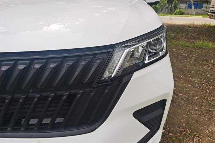 Used Wuling Jiachen 2022 1.5L Manual Enjoyment Elite Model Left Front Headlight
