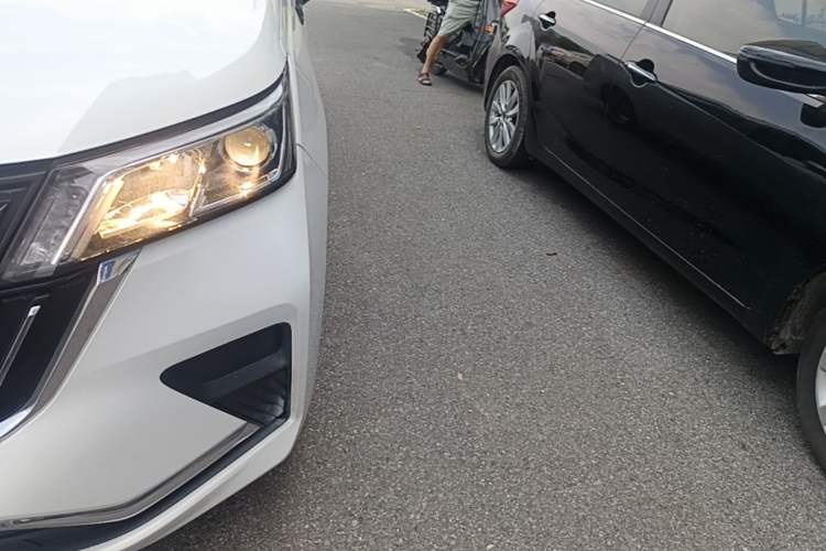 Used Wuling Jiachen 2022 1.5L Manual Light Comfort Edition Left Front Headlight