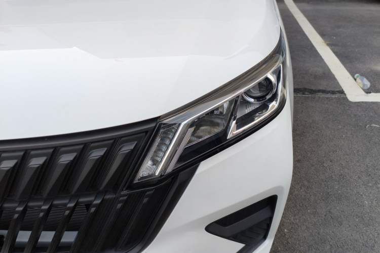 Used Wuling Jiachen 2022 1.5L Manual Enjoyment Elite Model Left Front Headlight