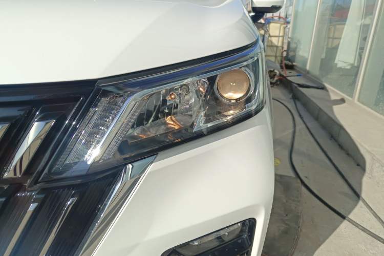 Used Wuling Jiachen 2022 1.5T CVT Smart Luxury Version Left Front Headlight