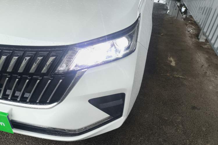 Used Wuling Jiachen 2022 1.5L Manual Comfort Edition Left Front Headlight