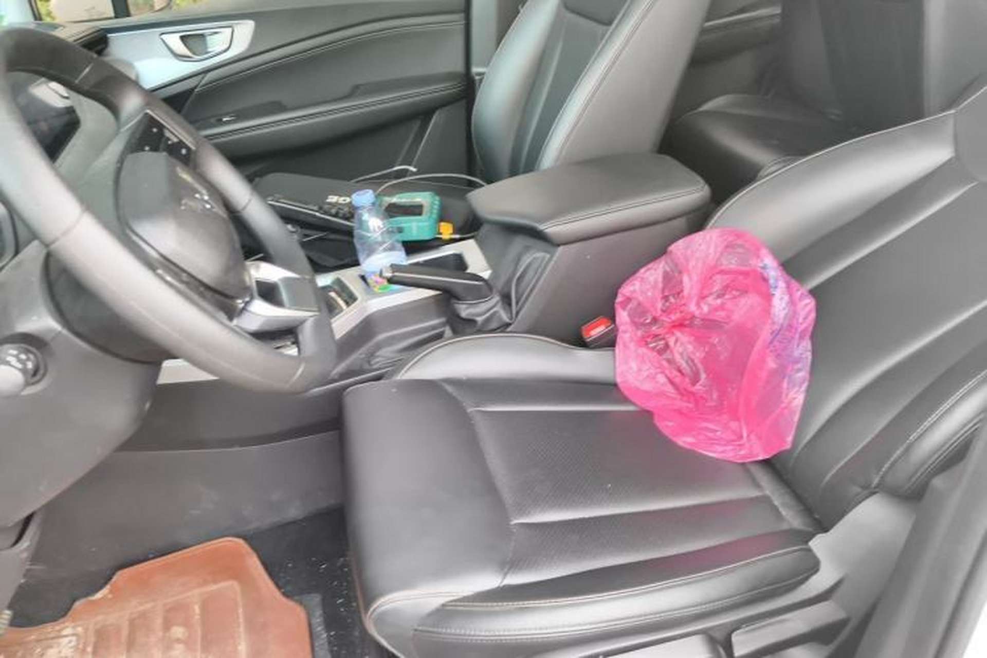 Used Wuling Jiachen 2022 1.5T Manual Comfort & Dynamic Version Left Front Seat